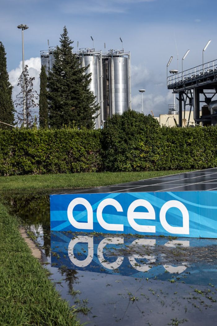ACEA 700x1050
